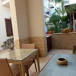 Amaryllis Hotel 2*
