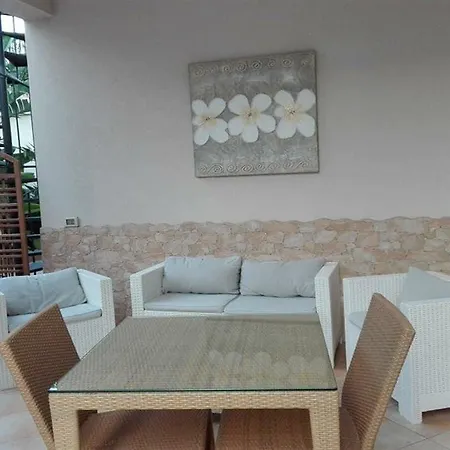 Amaryllis Hotel 2*