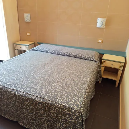 Hotel Amaryllis 2*
