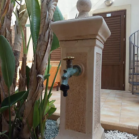 Amaryllis Hotel 2*